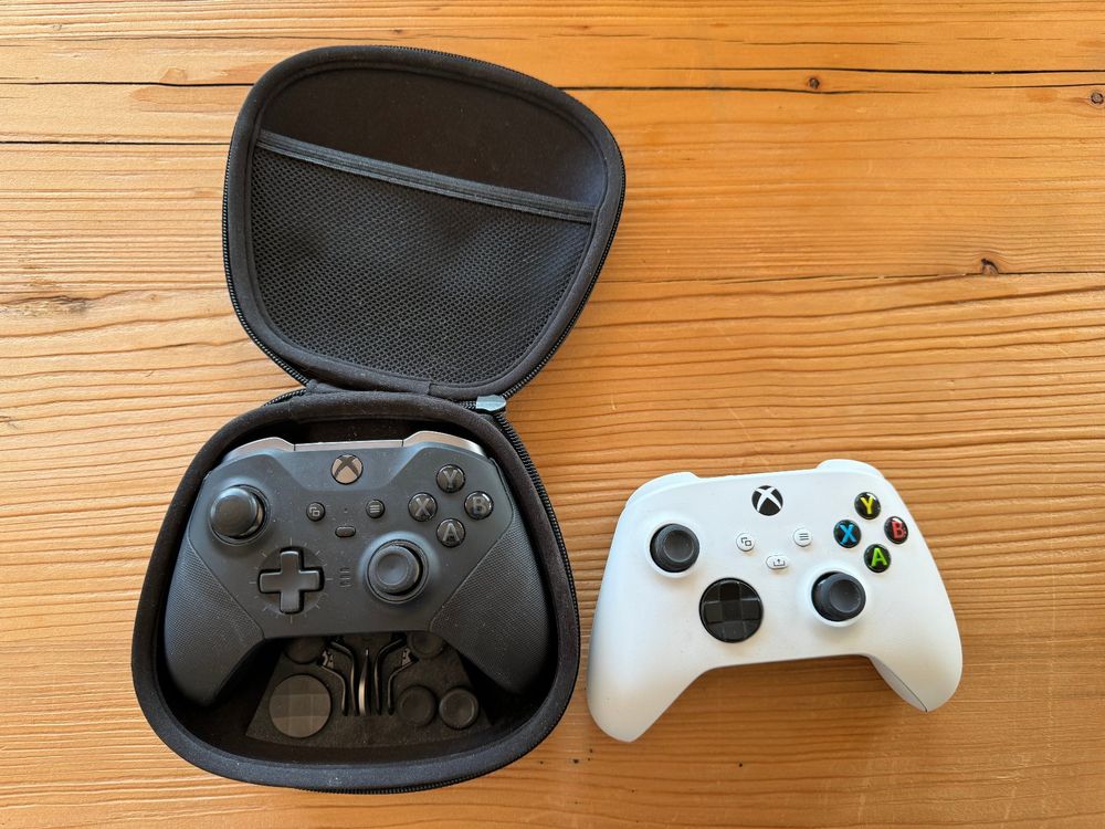Xbox Elite 2 und Xbox Wireless Controller Defekt (Defekt) in Egolzwil ...