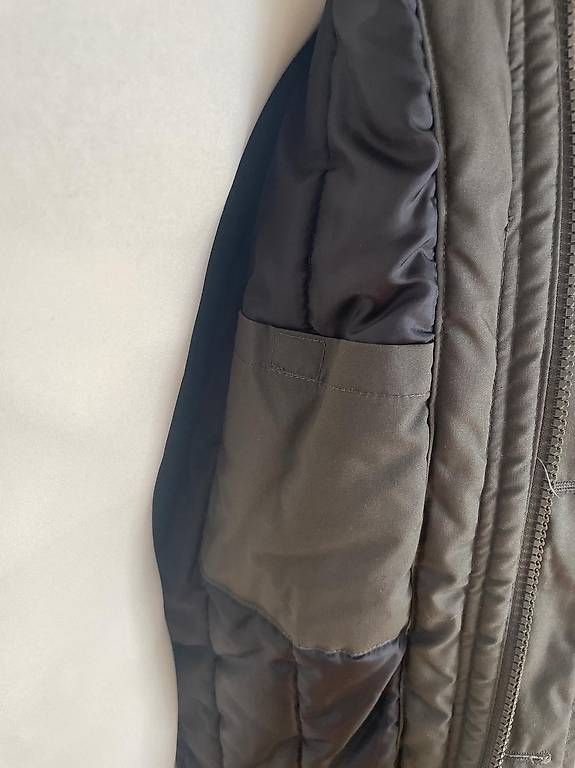 Giacche: ***CLOCKHOUSE*** Winterjacke olive Gr M – Usato da Wädenswil venduto da H2H_Secondhandshop 2