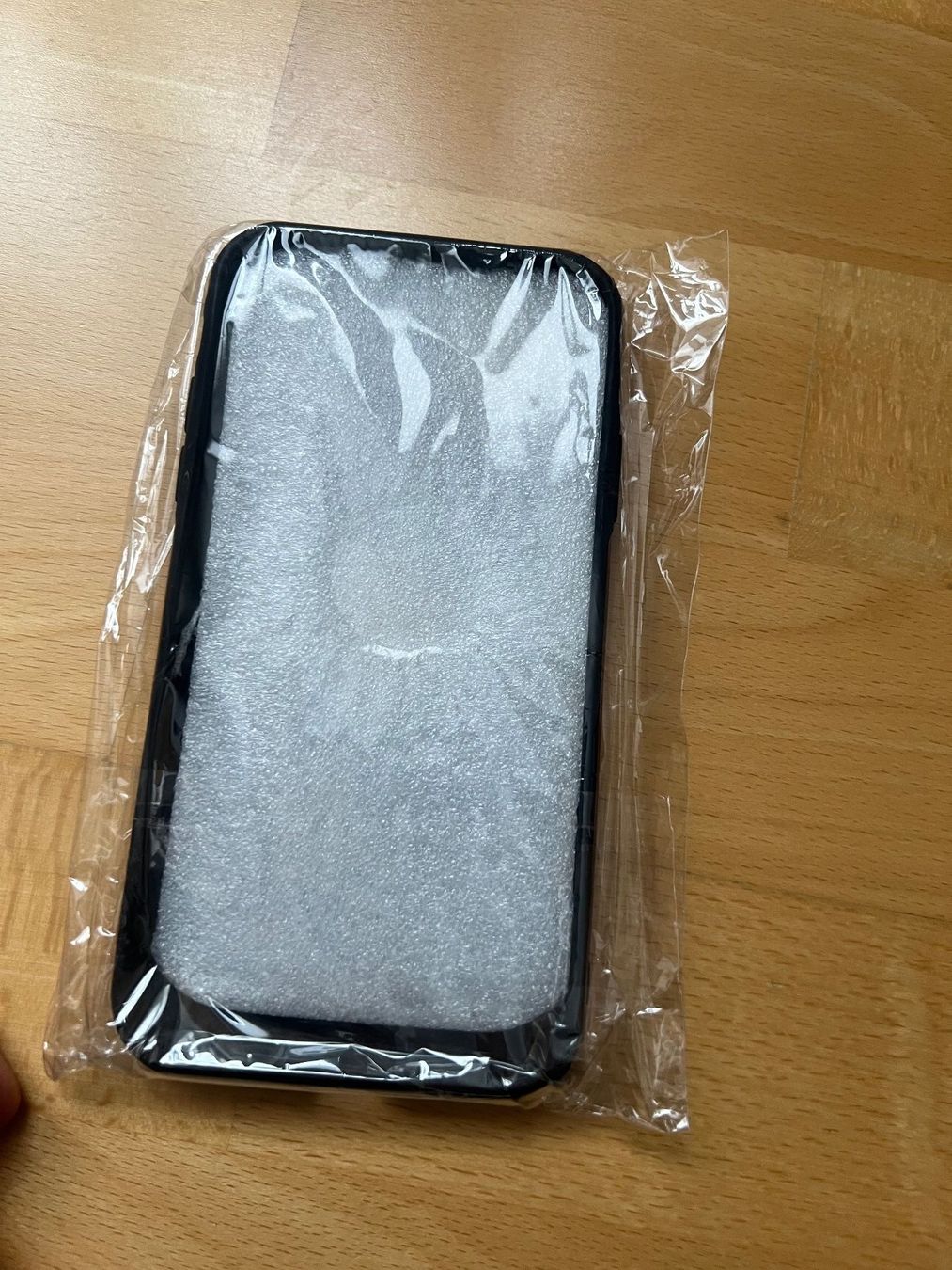 Cover & Protezioni schermo: Handy Hülle Iphone 11 – Nuovo e nell'imballaggio originale da witterswil venduto da Bargo 1