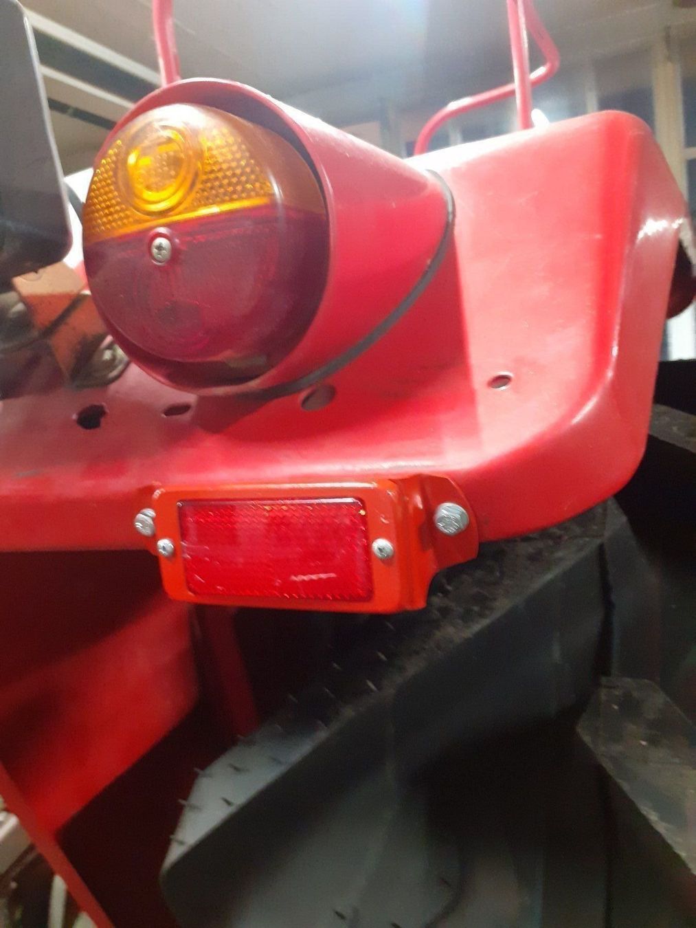 Massey Ferguson Trattori: Rückstrahler MF – Nuovo (secondo la descrizione) da Rothenthurm venduto da mf-schuler 2