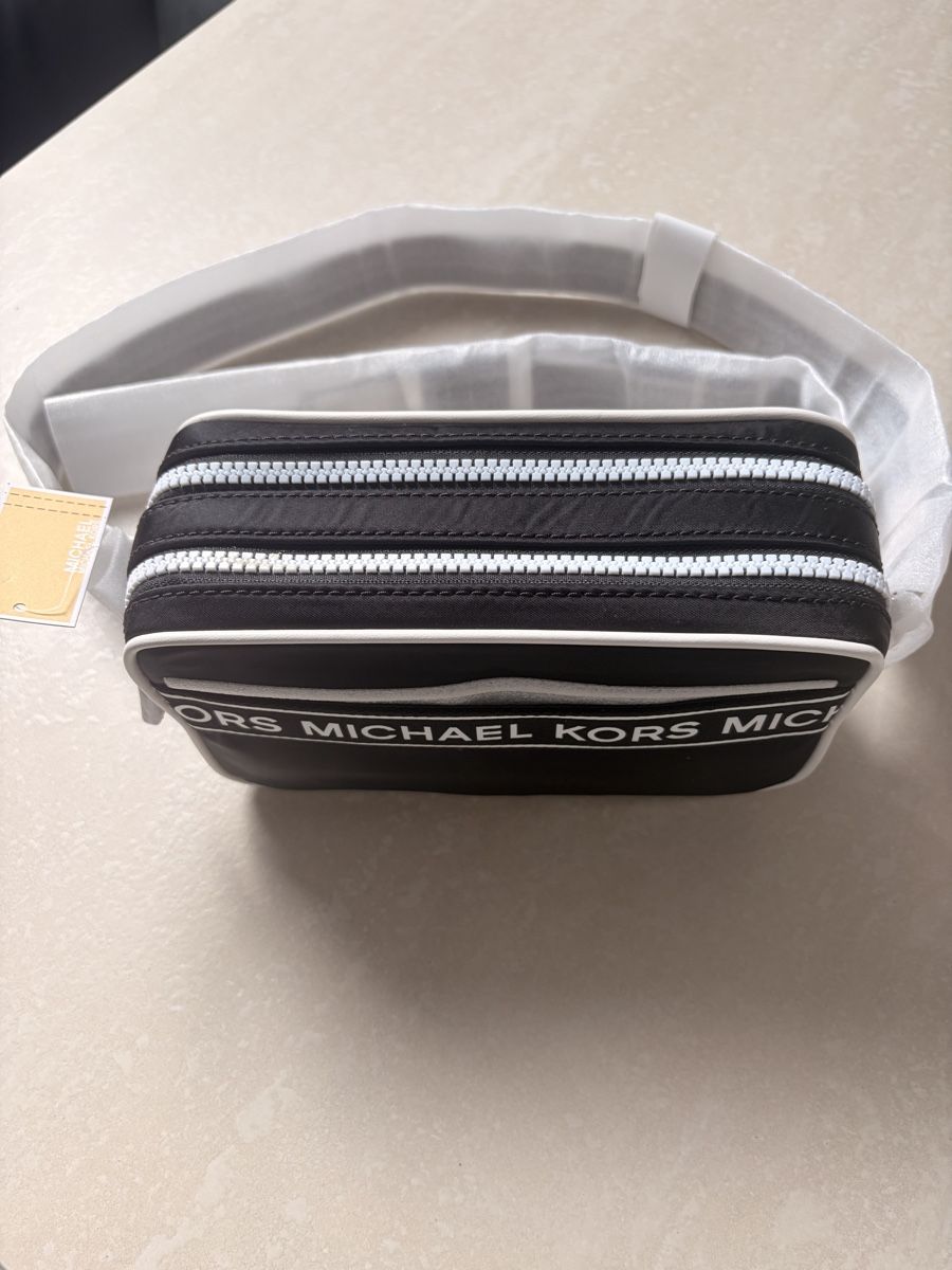 Michael Kors Borse da donna: Michael Kors shoulder bag Kenly   – Nuovo e nell'imballaggio originale da Uttwil venduto da ula_ls5l 3