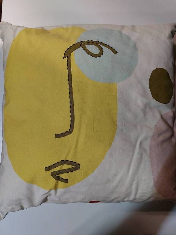 Cuscini: Coussin Ikea Mandelpil – Usato da Châtelaine venduto da cde_f5kl