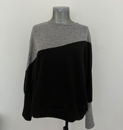 Pull ample bicolore gris/noir T.M Emery Rose