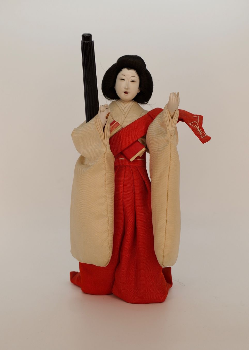 Bambole: Japanese Hina Doll – Usato da Morcote venduto da AmbiveriLeo