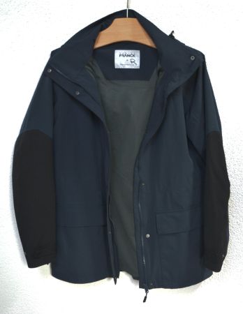 Neuwertige, dunkelblaue Damen Regenjacke, Grösse 38