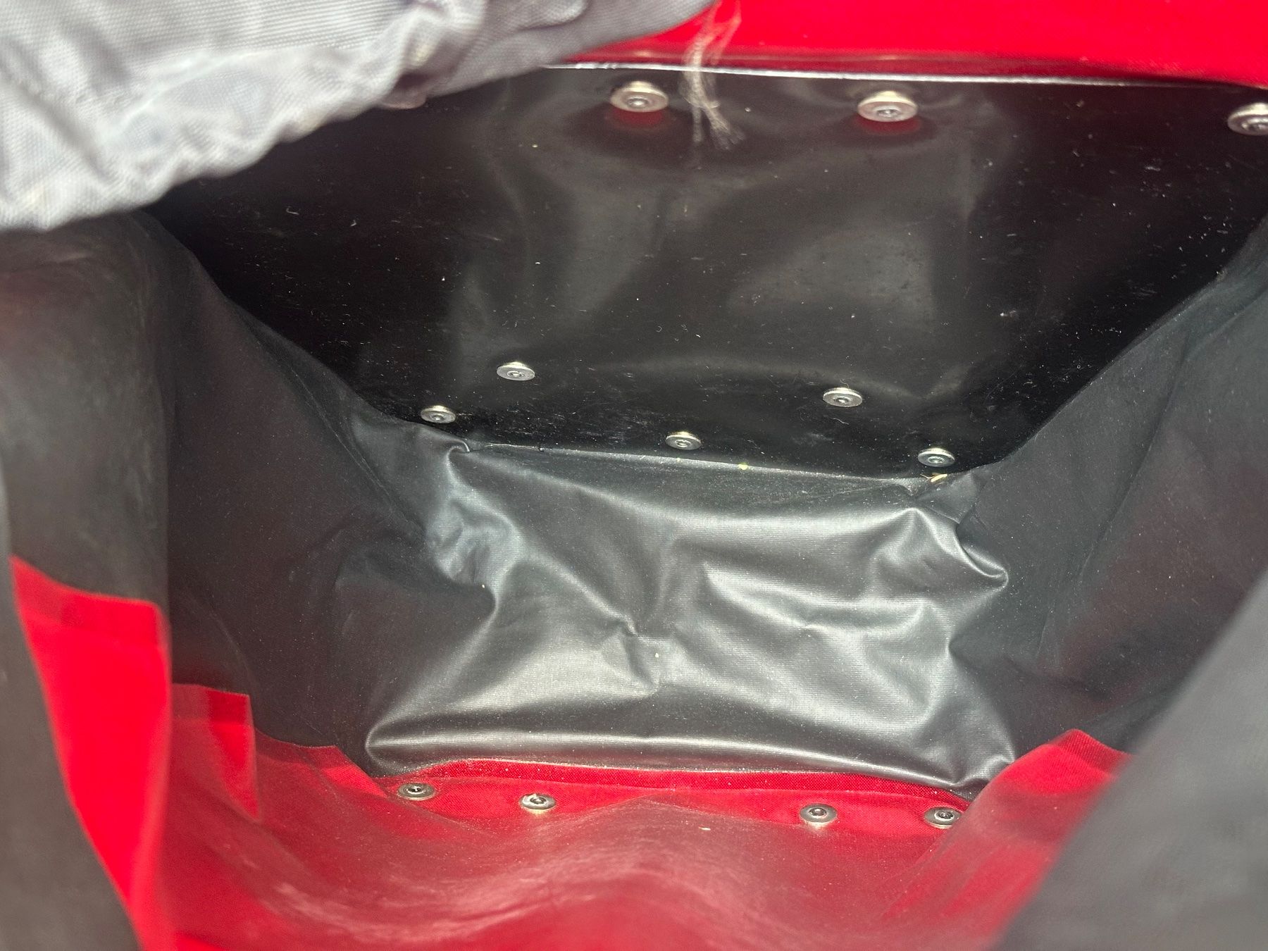 Ortlieb Sacs: Fahrradtasche ORTLIEB rot schwarz – D'occasion à Gerlafingen par Mapaho 5