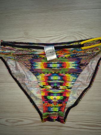 Bikini Oberteil und Hose bunt Gr.40 neuwertig