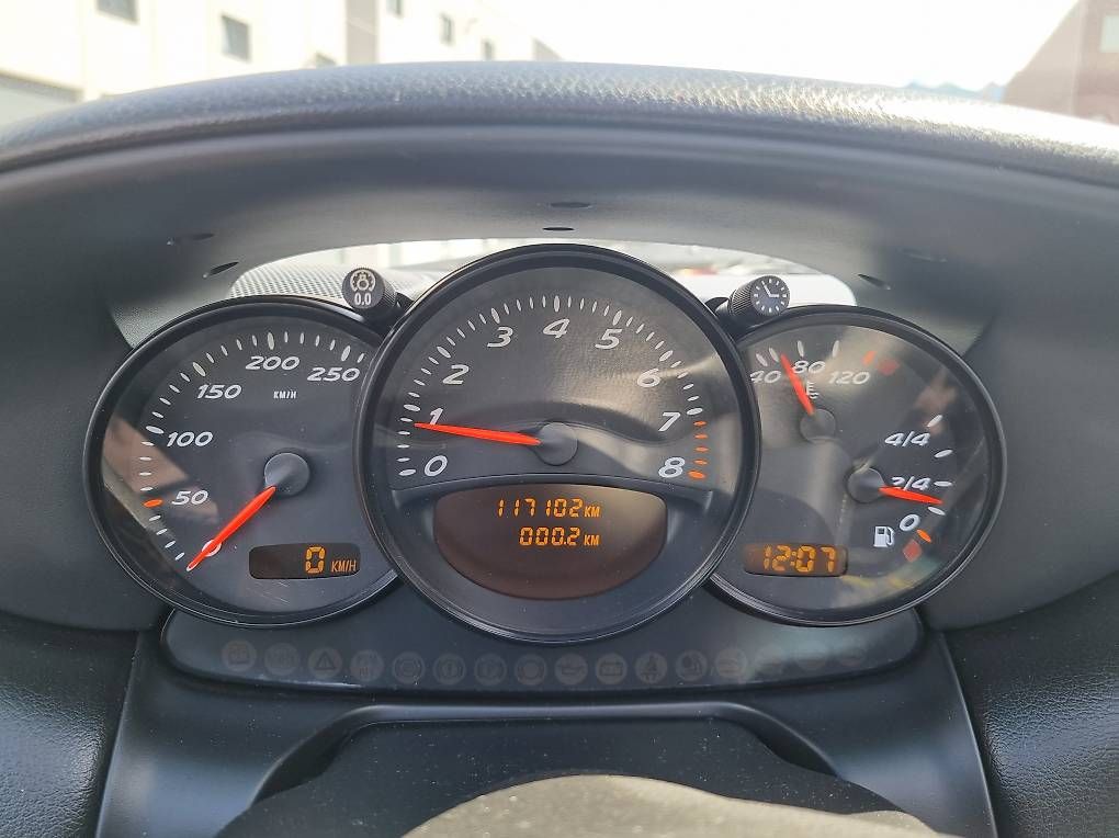 Automobili: Porsche Boxster 2.7 – Usato da Cadenazzo venduto da LuismacchineSagl 4