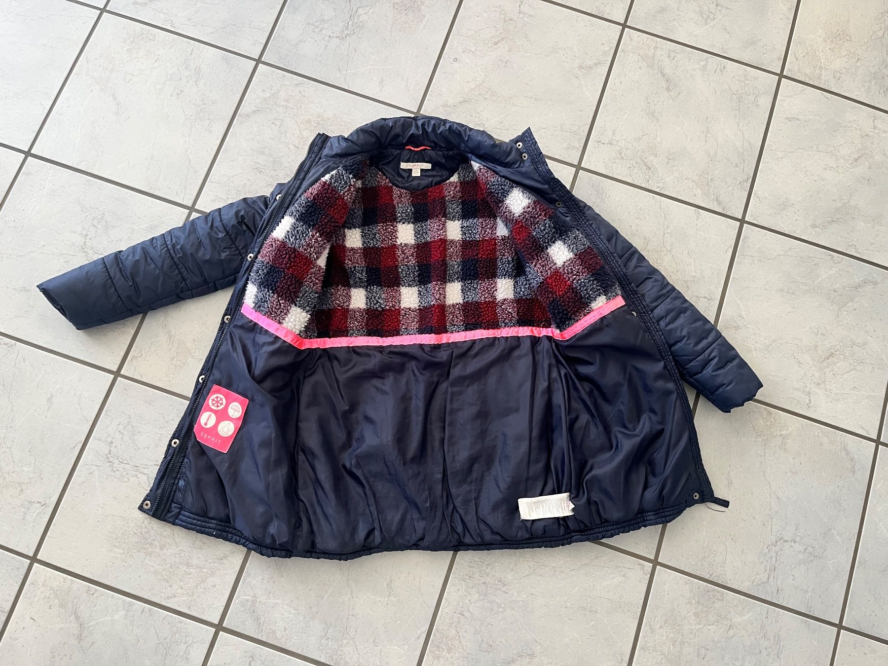 Esprit Giacche & Cappotti: Wintermantel Esprit 152 – Usato da Wil ZH venduto da Wonderwoman76 2