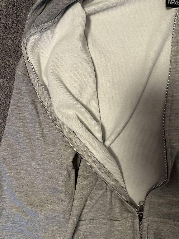 Maglioni & Felpe: Zipper Grau Grösse: M – Usato da Bottmingen venduto da fed_8spp 1