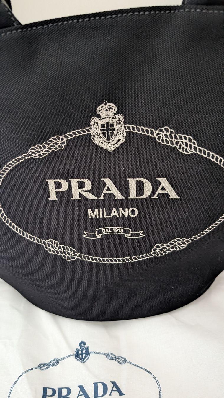 Prada Borse da donna: Prada Tasche neu – Nuovo e nell'imballaggio originale da Biberstein venduto da ameliecimador 3