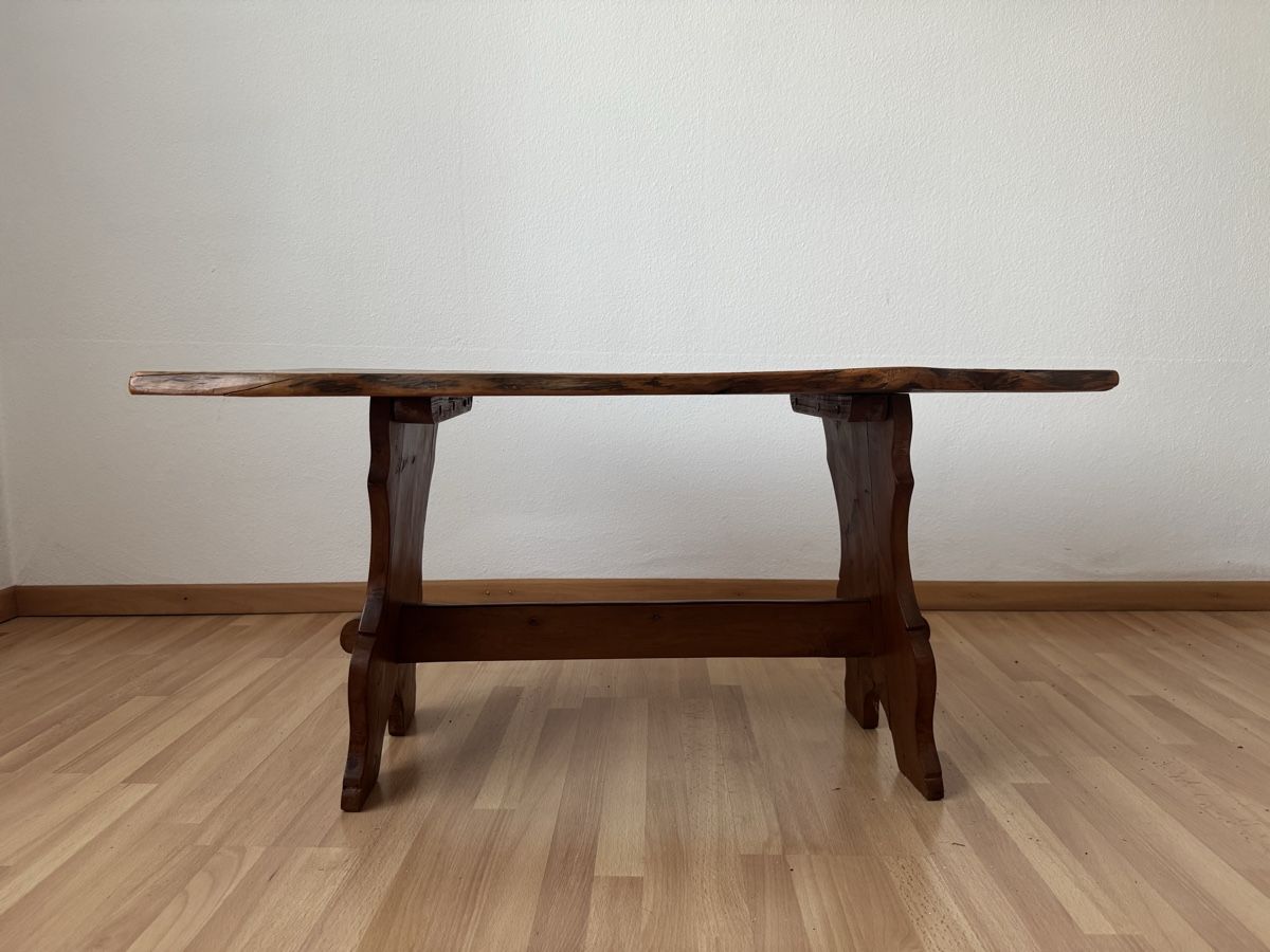 Tavoli: Kaffeetisch, massiv Holz – Usato da Langnau am Albis venduto da pla_2vk5 4