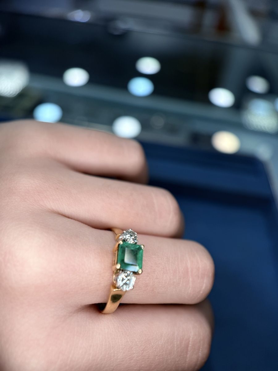 Bagues: Smaragd Ring mit weissen Diamanten  – D'occasion à Wallisellen par Juwelier_Aurum 7