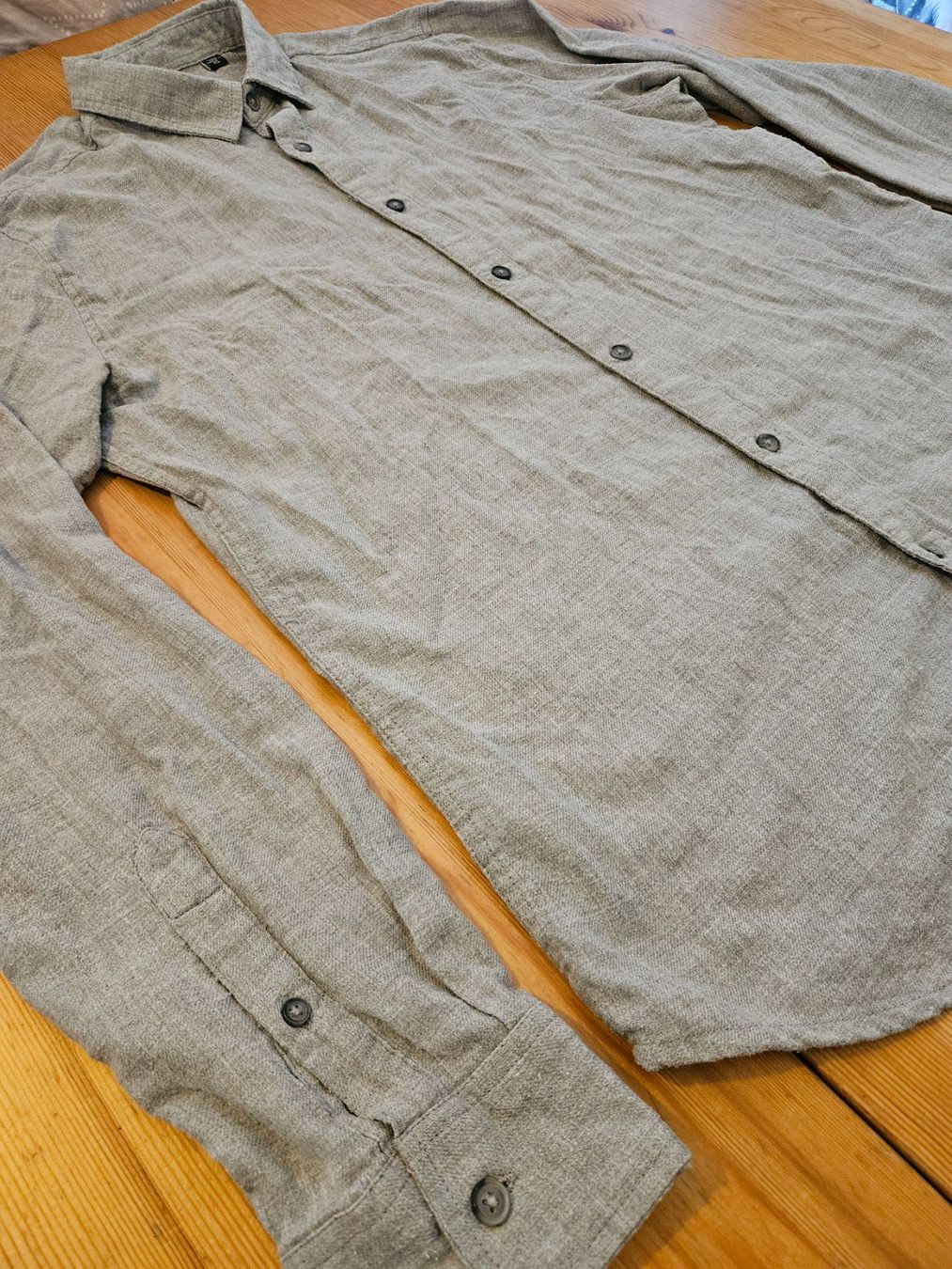 Camicie: Hemd Only & Sons Slim Grösse L – Usato da Hägglingen venduto da United-Village-Trade 2