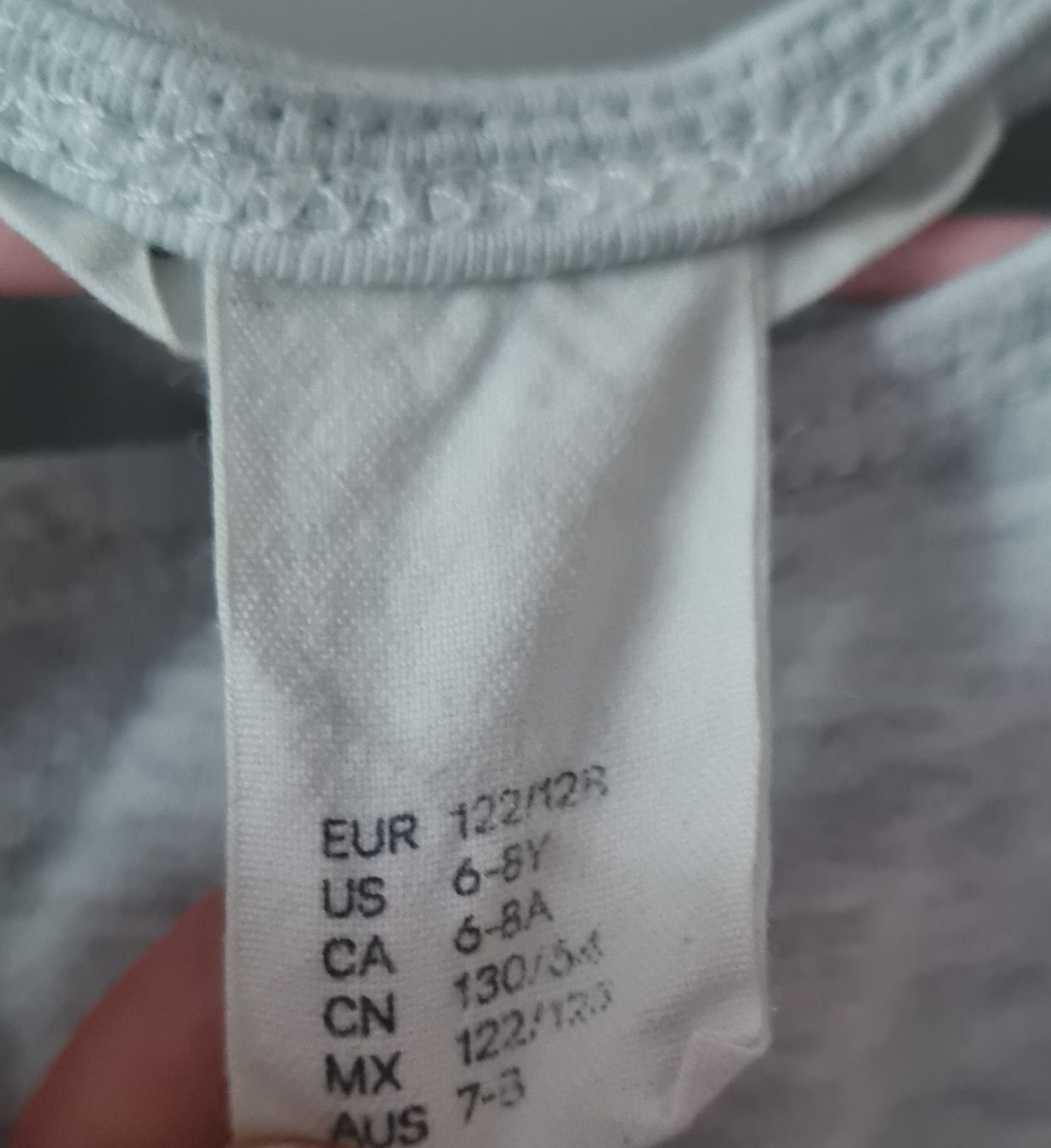 Lotti & Set di vestiti: Lot de 2 robes + veste 6 ans – Usato da Epagny venduto da Mjcee 4