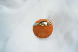 Vintage Brosche Samt orange Vogel Emaille gold blau