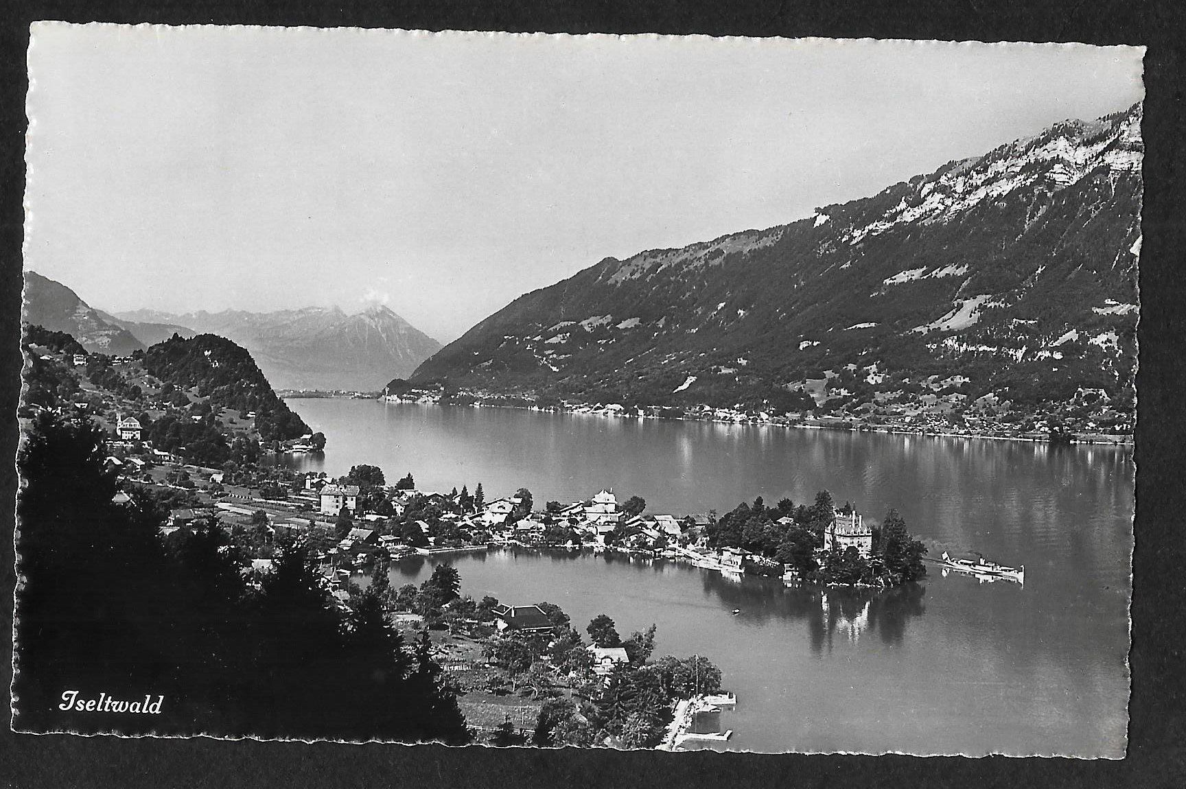 Cartoline postali: Iseltwald Teilansicht mit kleinem Dampfschiff – Usato da Olten venduto da clotaldi