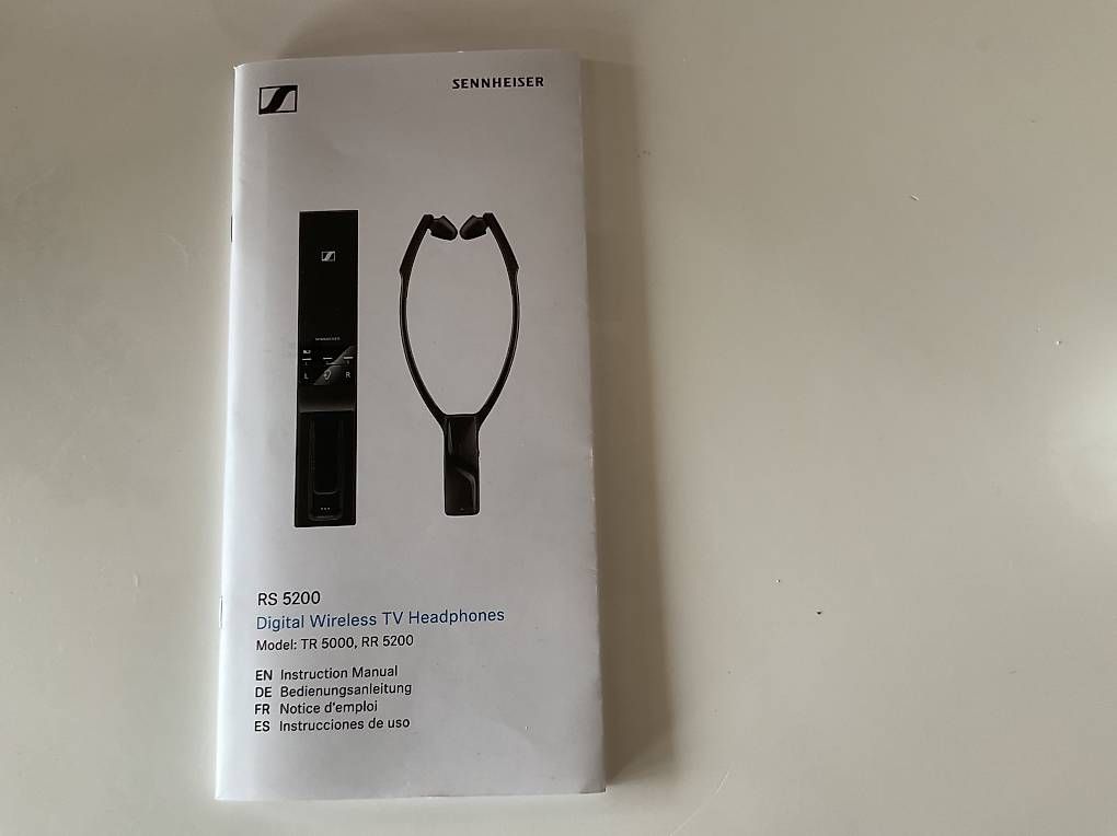 Sennheiser Cuffie: Headphones sennheiser RS 5200 – Nuovo (secondo la descrizione) da Lausanne venduto da manuetla