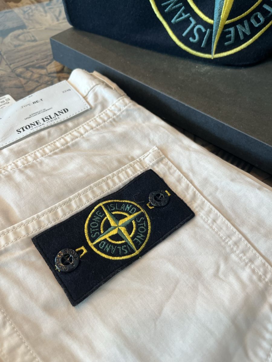 Stone Island Hosen: Stone Island Chinos  – Gebraucht aus Oberwil BL von Babylon0