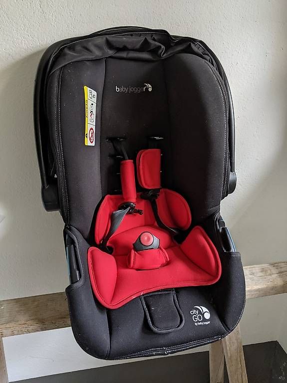 Seggiolini per auto: Siège auto Bébé Jogger – Usato da Vevey venduto da Pigeon