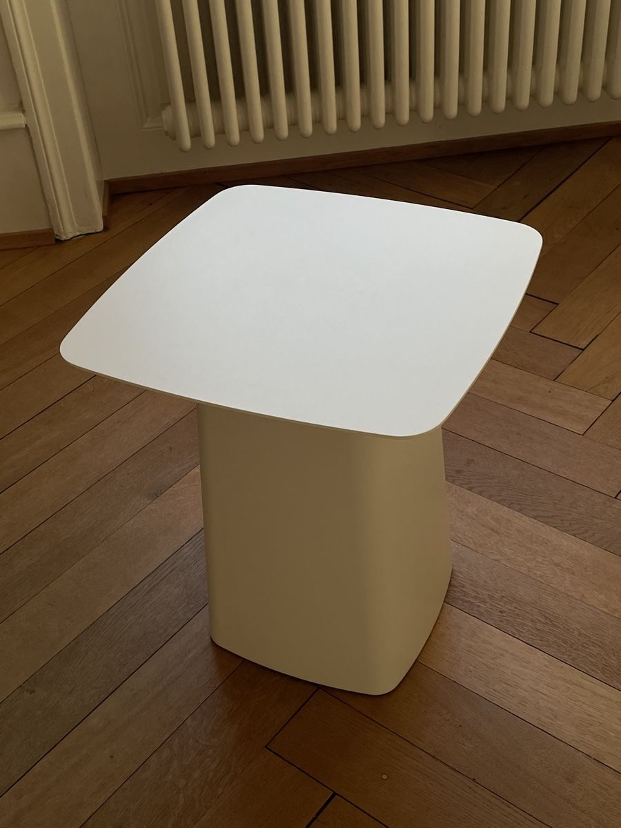 Vitra Tavoli: Vitra Metal Side Table Outdoor – Nuovo (secondo la descrizione) da Basel venduto da jul_s62r 4