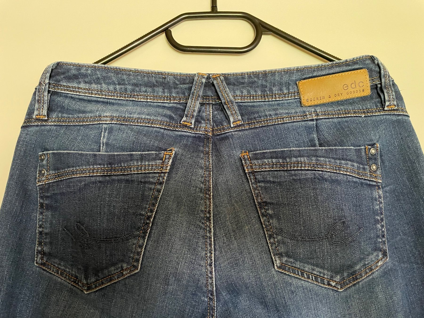 Esprit Jeans: edc skin fit Jeans Damen – Usato da Langnau am Albis venduto da Elli2013 3