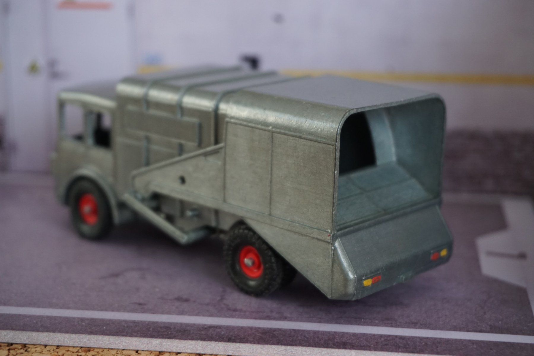 Matchbox Modellini d'auto: Matchbox SK Kerichtwagen SD Einzelstk. COOL !!!!!!!!!!!!! – Usato da Reiden venduto da Doppeldecker69 1