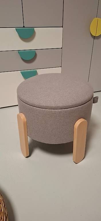 Ikea Sgabelli: Pouf – Usato da Corin-de-la-Crête venduto da Ejoeli 2