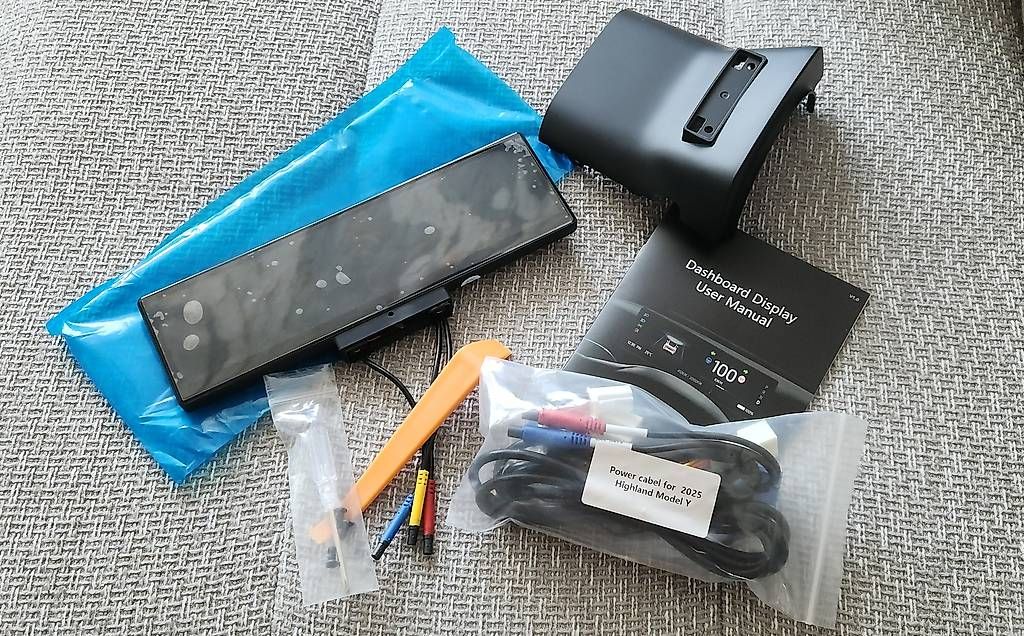 Tesla Alle Autoersatzteile: Écran tactile pour Tesla Model Y Juniper NEUF – Neu und originalverpackt aus Les Avanchets von PePaul74 1