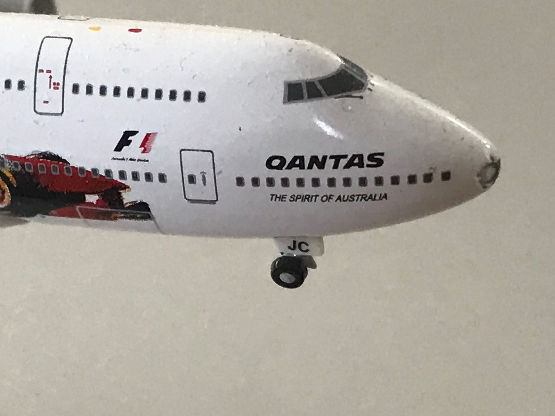 Boeing Kit di modellismo & Modellini statici: QANTAS  747 JUMBO MODELL - FORMEL 1 SPECIAL – Nuovo (secondo la descrizione) da Hugelshofen venduto da seagull 2