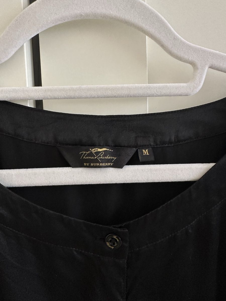 Burberry Robes: Burberry Kleid 100% Seide mit Ledergürtel – Neuf (Voir description) à Zürich par tmarina 9