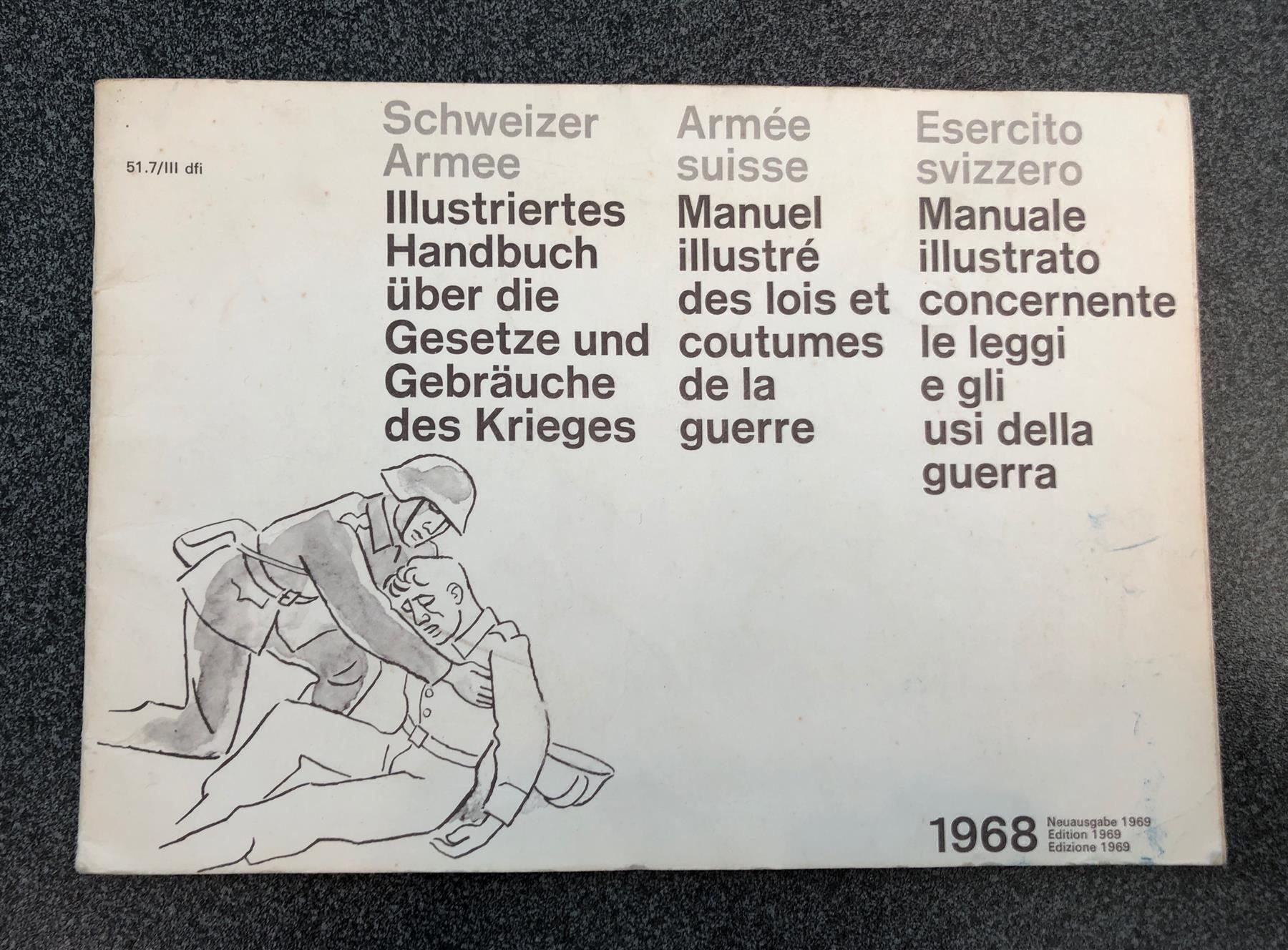 Libri: SCHWEIZER ARMEE - Gesetze des KRIEGES – Usato da Winterthur venduto da SchatzchischtliWinti