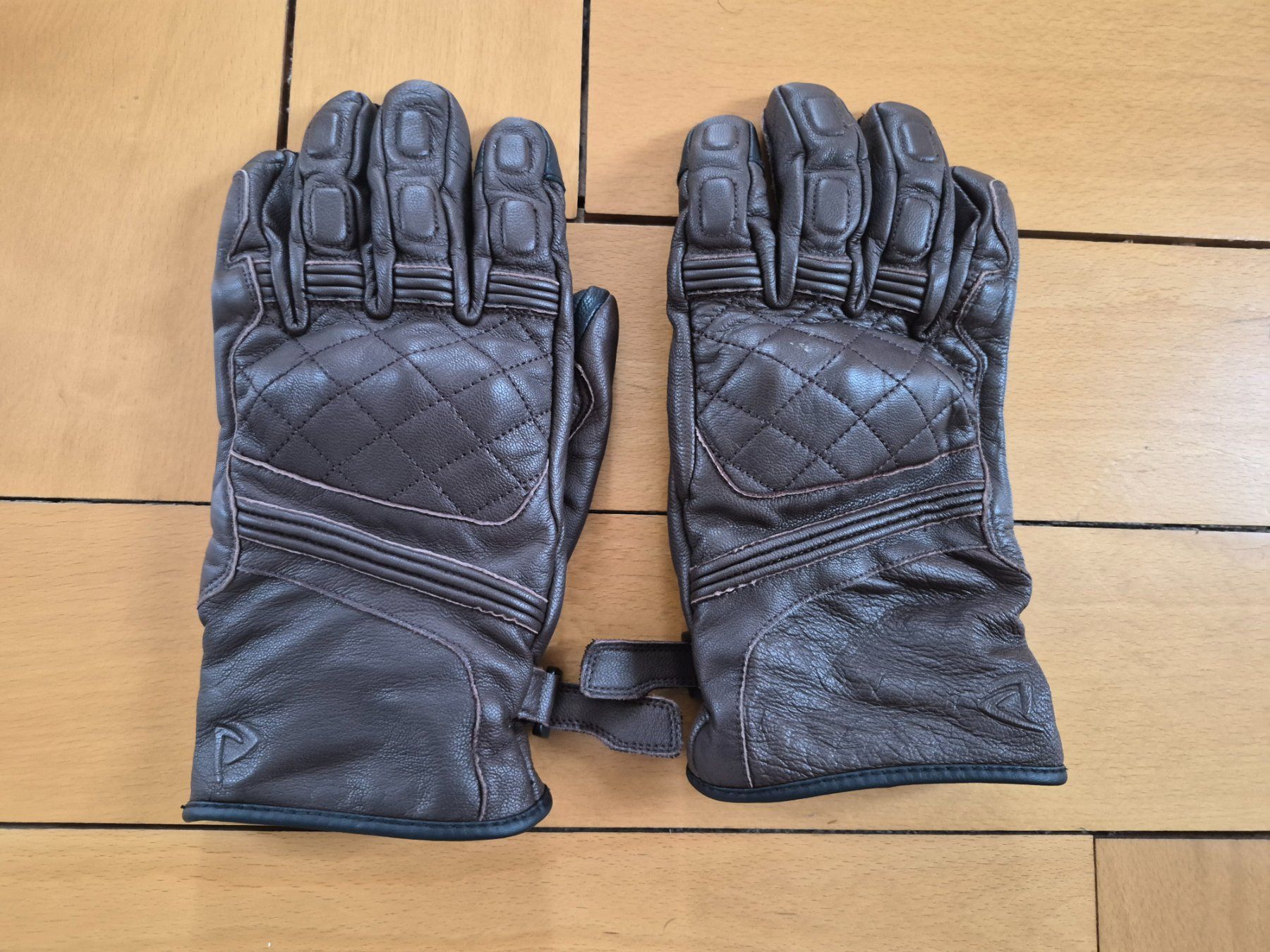 Guanti & manicotti: Motorrad Handschuhe – Usato da Rorschach venduto da erika0110