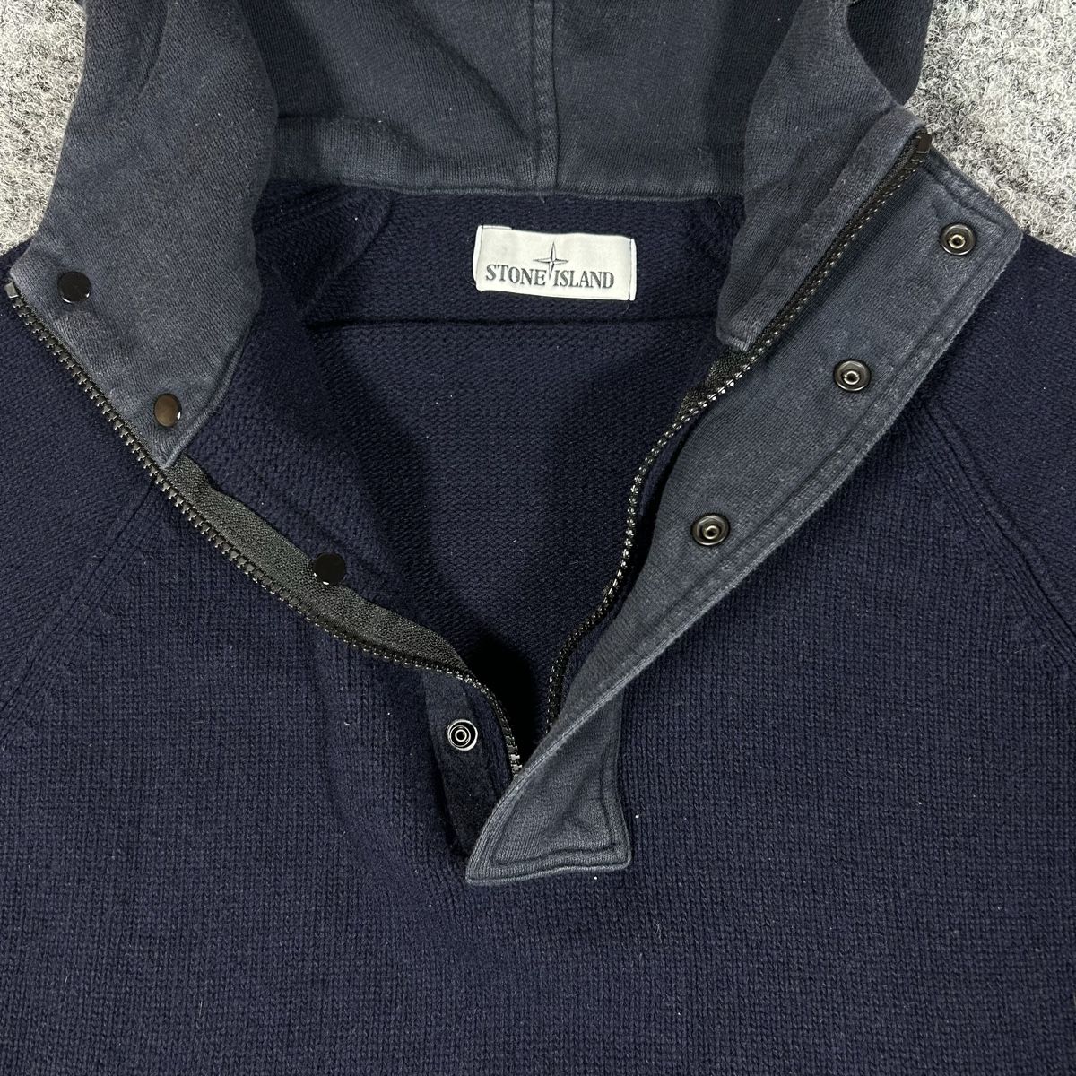 Stone Island Maglioni & Felpe: Stone Island sweat navy  – Usato da La Sagne NE venduto da Matlasape 3
