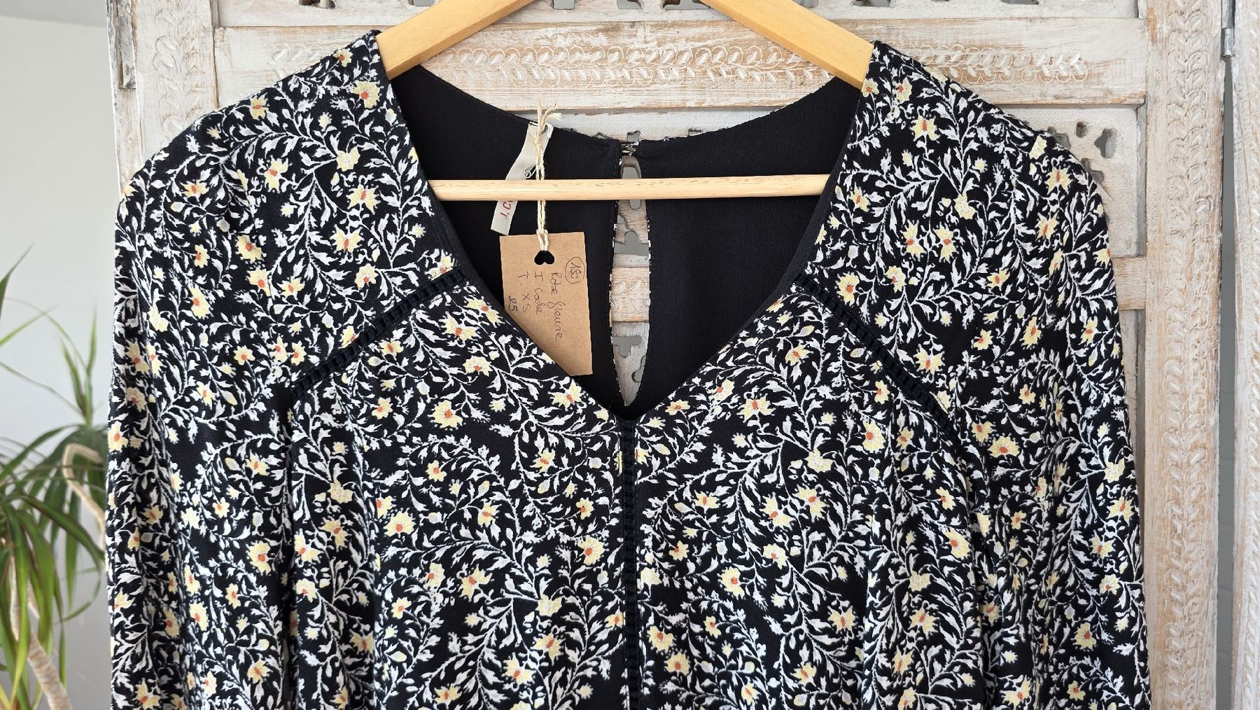 Vestiti: Robe fleurie ICODE Taille 34/36 état neuf – Nuovo (secondo la descrizione) da Courgevaux venduto da AT12 1