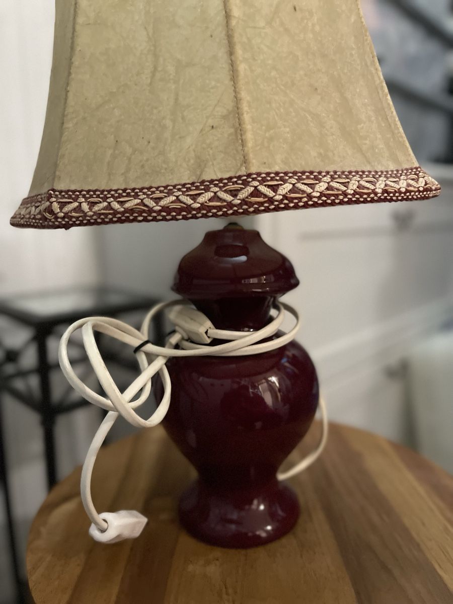 Lampade: Antike Tischlampe – Usato da Meikirch venduto da Hilfe_Waisentiere 1