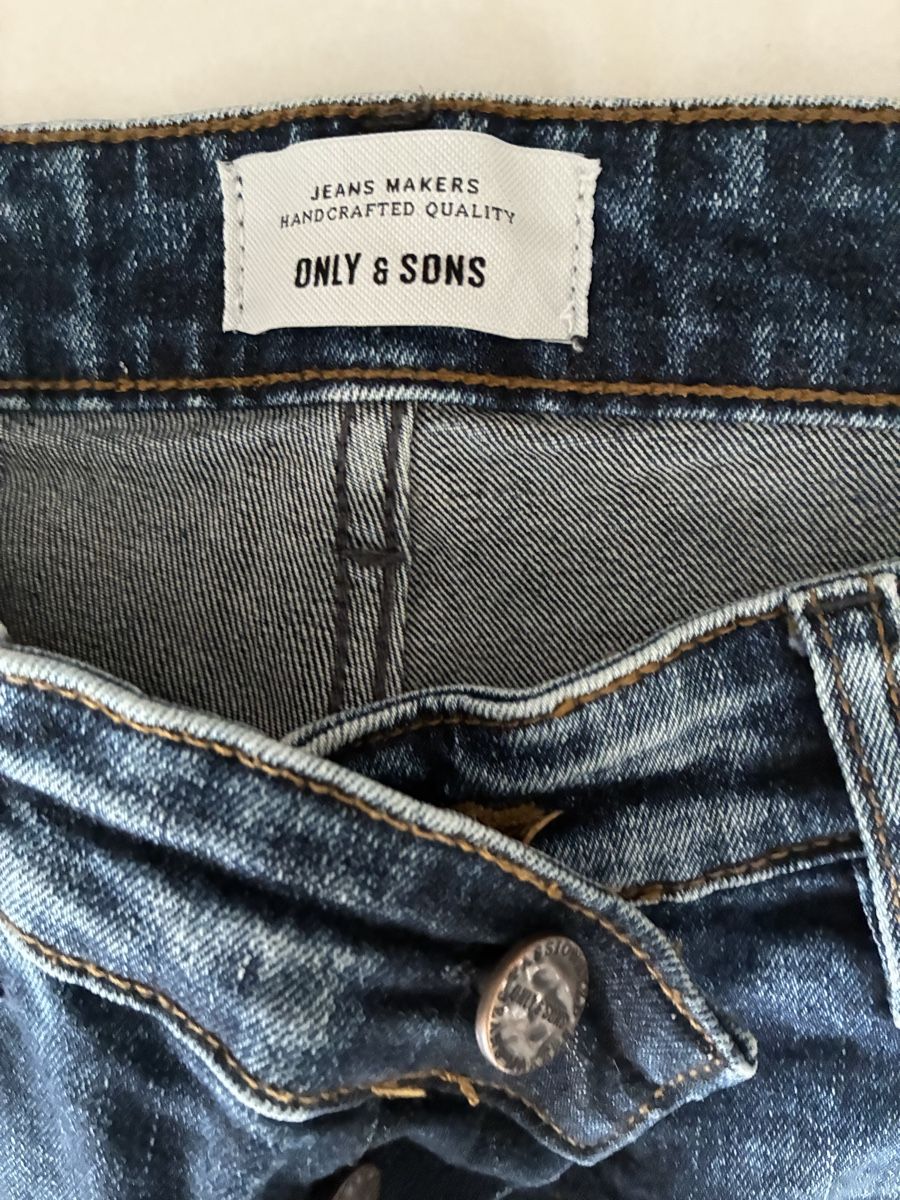 Jeans: Jeanshose gr. 32/32 – Nuovo (secondo la descrizione) da Wald ZH venduto da Slaste 3