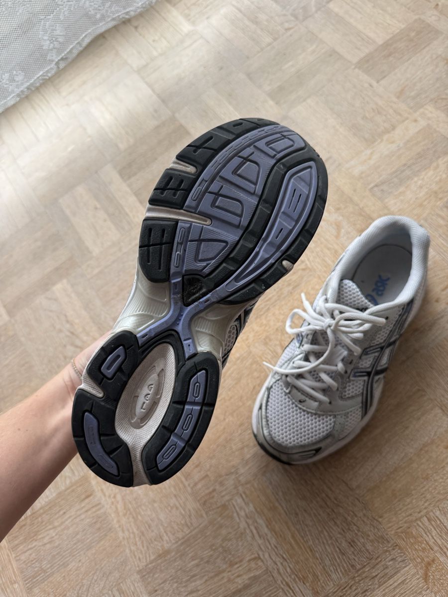 Asics Damenschuhe: Asics Gel 1130 – Gebraucht aus Bottmingen von Itsclaire 4