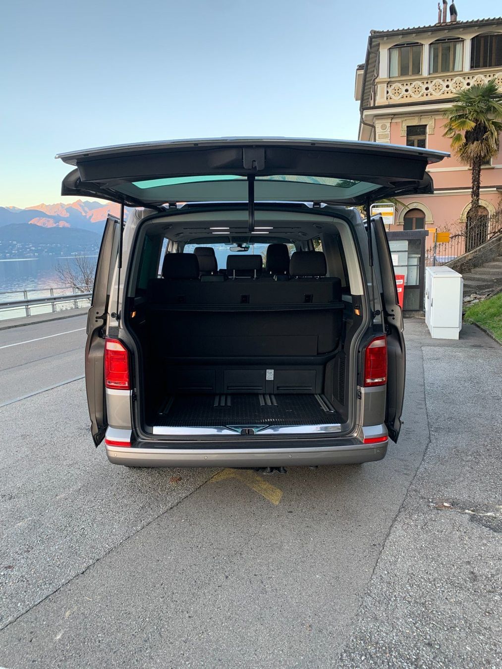 VW Automobili: VW Multivan T6 4x4 – Usato da Magadino venduto da apfarace 7