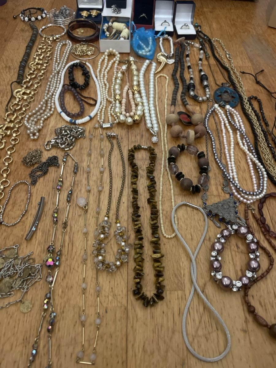 Sonstiger Schmuck: Schmuck  – Gebraucht aus Horw von Flohmi10 1