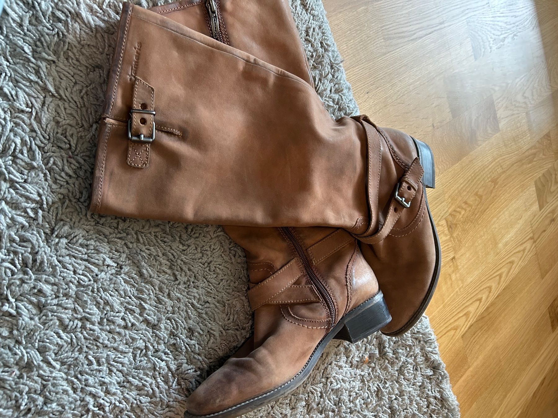 Tamaris Scarpe da donna: Tamaris Stiefel Grösse 39 – Usato da Arnegg venduto da LadinaR94 1