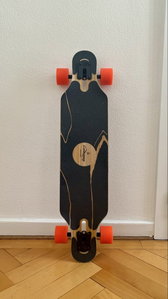 Skateboards: Longboard Loaded Icarus – Neuf (Voir description) à Lausanne par Bluefireteam