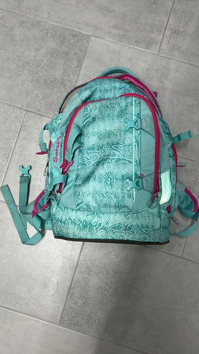 Satch Sacs & sacs à dos: Satch Schulrucksack mint/pink – D'occasion à Kerzers par Butterflyer05