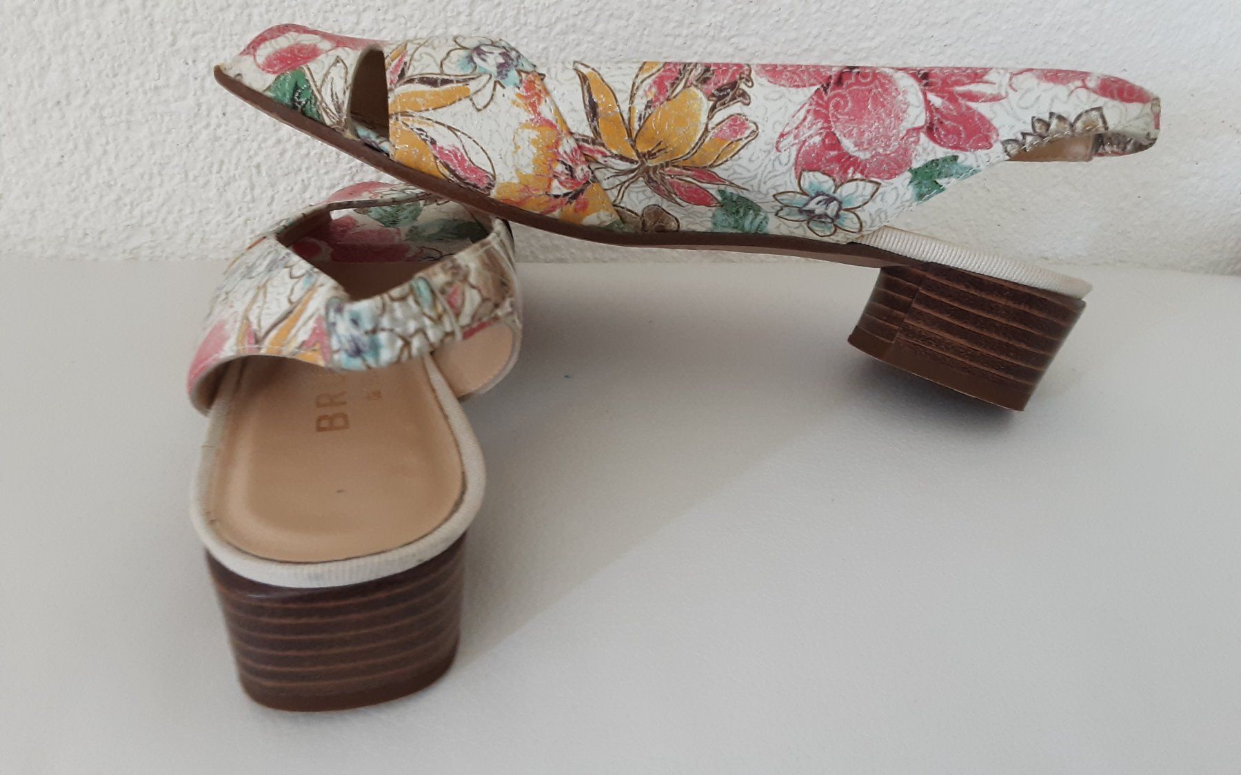 Scarpe da donna: Sandale, 36,5, BRUNATE, cuir, excellent état – Usato da Neuchâtel venduto da Virgule50 4