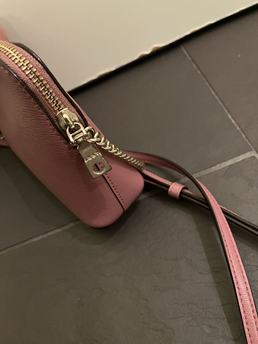DKNY Taschen für Damen: DKNY Lederhandtasche Altrosa – Gebraucht aus Kilchberg ZH von jeanne.00 2