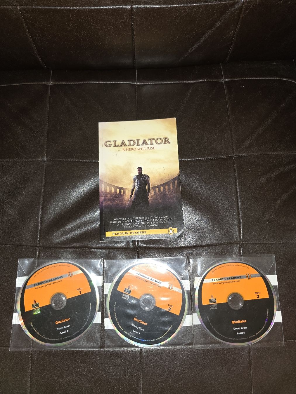 Bücher: Gladiator Penguin Readers Englisch Lernbuch – Gebraucht aus Bronschhofen von dvnb