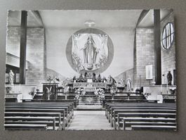 ZÜRICH - SEEBACH - INNERES DER KIRCHE MARIA LOURDES
