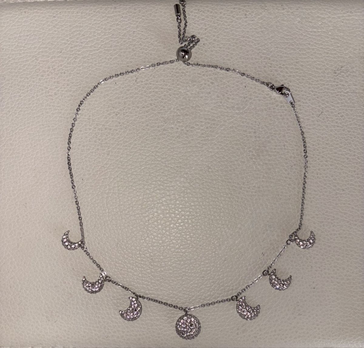 Catenine: Silberfarbene Mond Halskette Swarovski – Nuovo (secondo la descrizione) da Matzingen venduto da nza_t76w