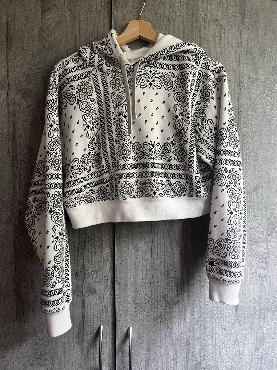 Champion Maglioni & Felpe: Champion Cropped Hoodie - Size Medium – Usato da Zürich venduto da J.Bogdan