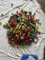 17 KG Hozbausteine  in grosser Kunststoffbox gebrauchter Zus